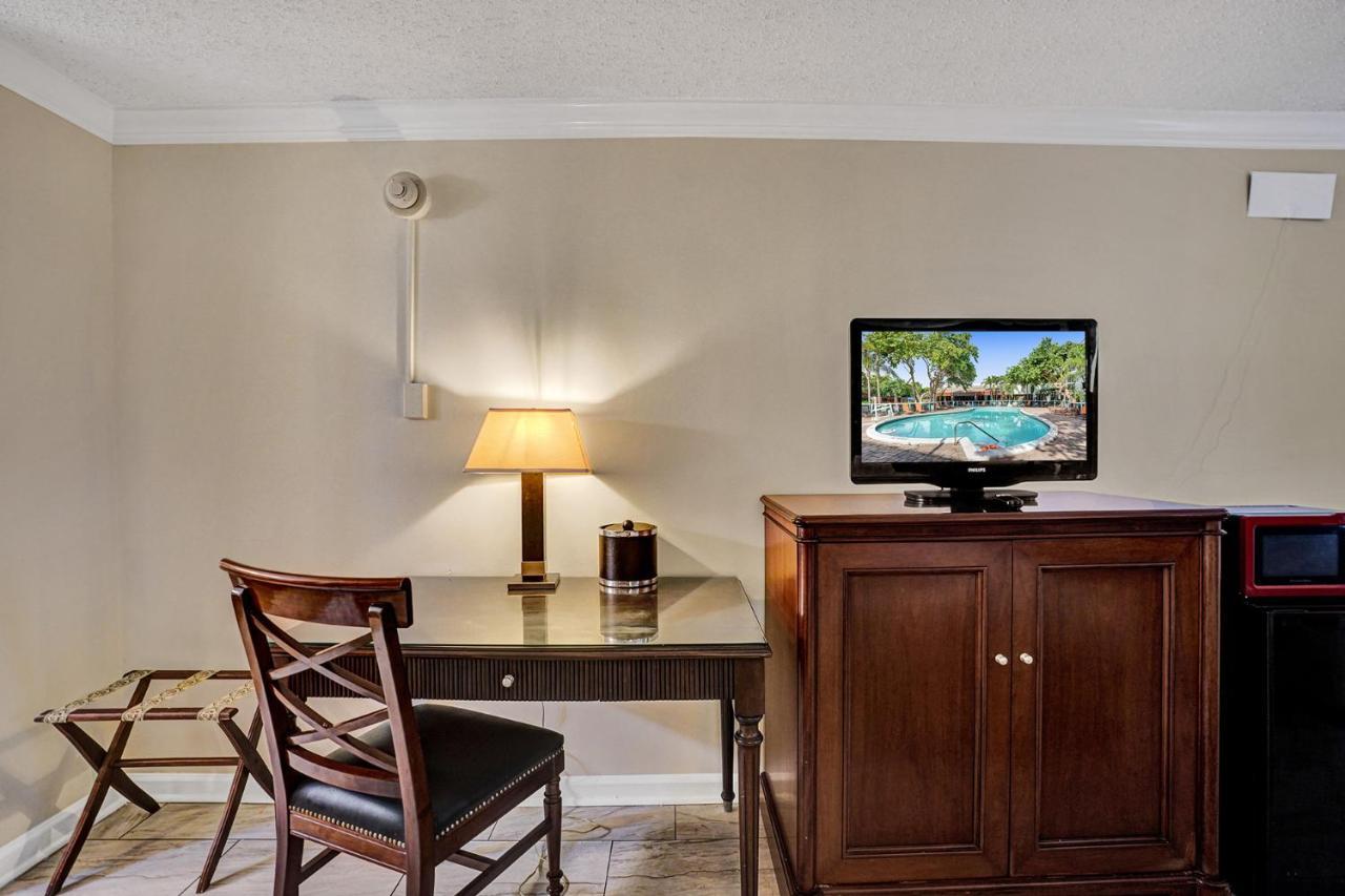 Fort Lauderdale Grand Hotel Экстерьер фото
